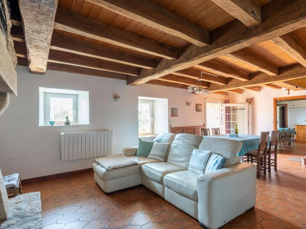 Modern Holiday Home In Plouhinec