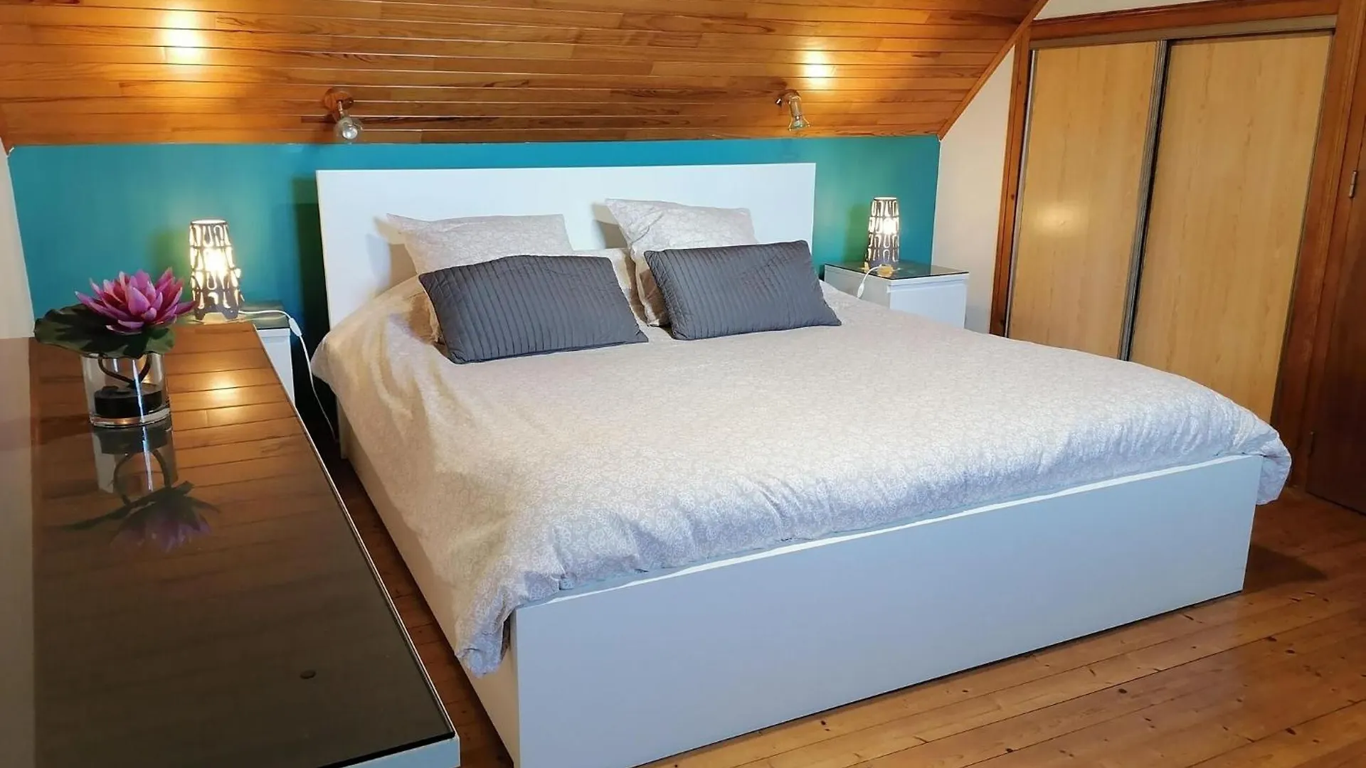 Modern Holiday Home In Plouhinec Франция